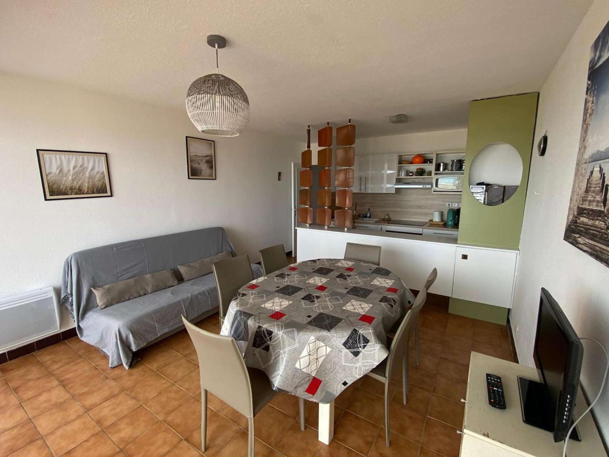 Appartement 3 Pieces Avec Parking, A 10M De La Plage - 6 Couchages - Fr-1-229C-171 Port-la-Nouvelle Exterior photo